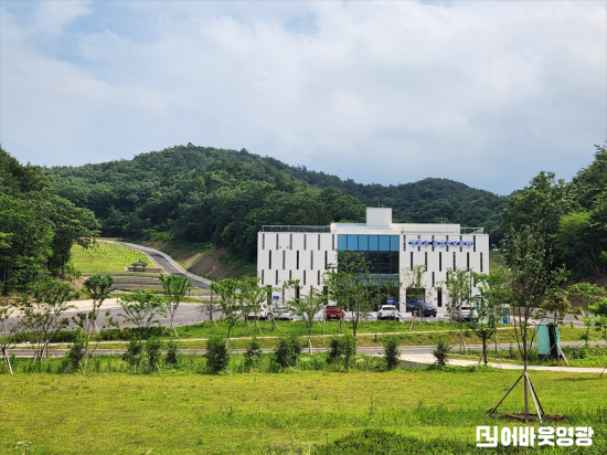 3.사진(영광군 공설추모공원, 본격운영시작).PNG