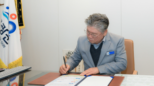 4.사진(영광군, 2026년 병오년 새해 반부패·청렴 서약으로 업무 시작).png