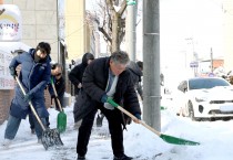 영광군, 대설 12.6cm에 전 직원 투입…321km 밤샘 제설