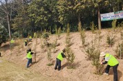 영광군 여성경제인협회, 식목일 행사서 ‘녹색 영광’ 만들기 앞장